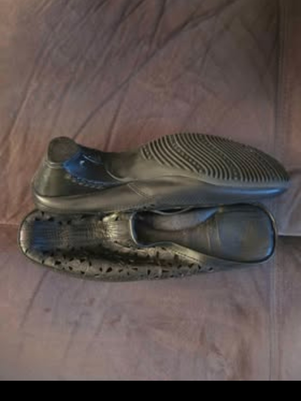 Women's Black Slip-On Shoes With Low Heel